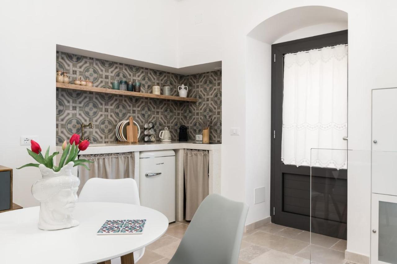 Alba Luxury Suite Ostuni Exteriör bild